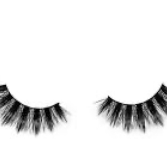 Scott Barnes bundle: Eyelashes,lip liner and Hollywood snow globe. - Picture 3 of 8